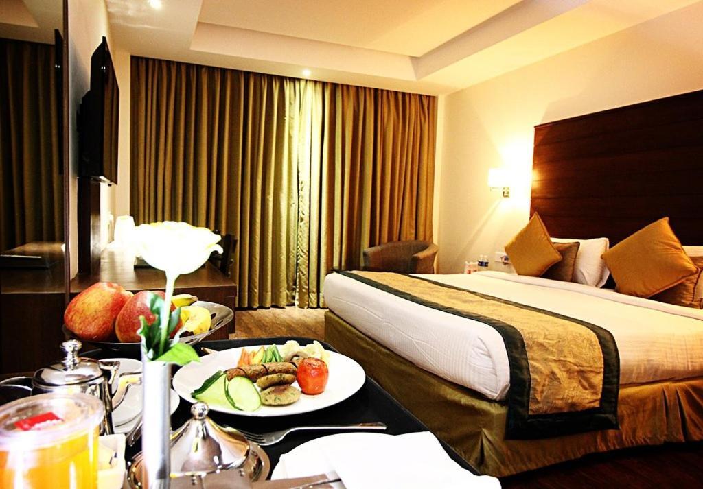 Hotel Aravali Heights Alvar Kültér fotó